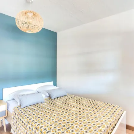 Silvaplana Furnished Studio * أنتيب